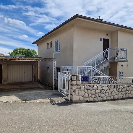 App_Garden_1 Apartment Novi Vinodolski Exterior photo